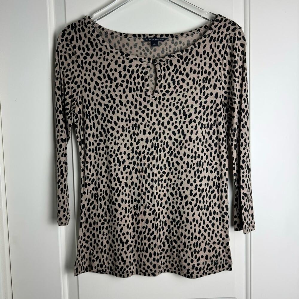 Banana Republic Spotted Dots 3/4 Quarter Sleeve Top